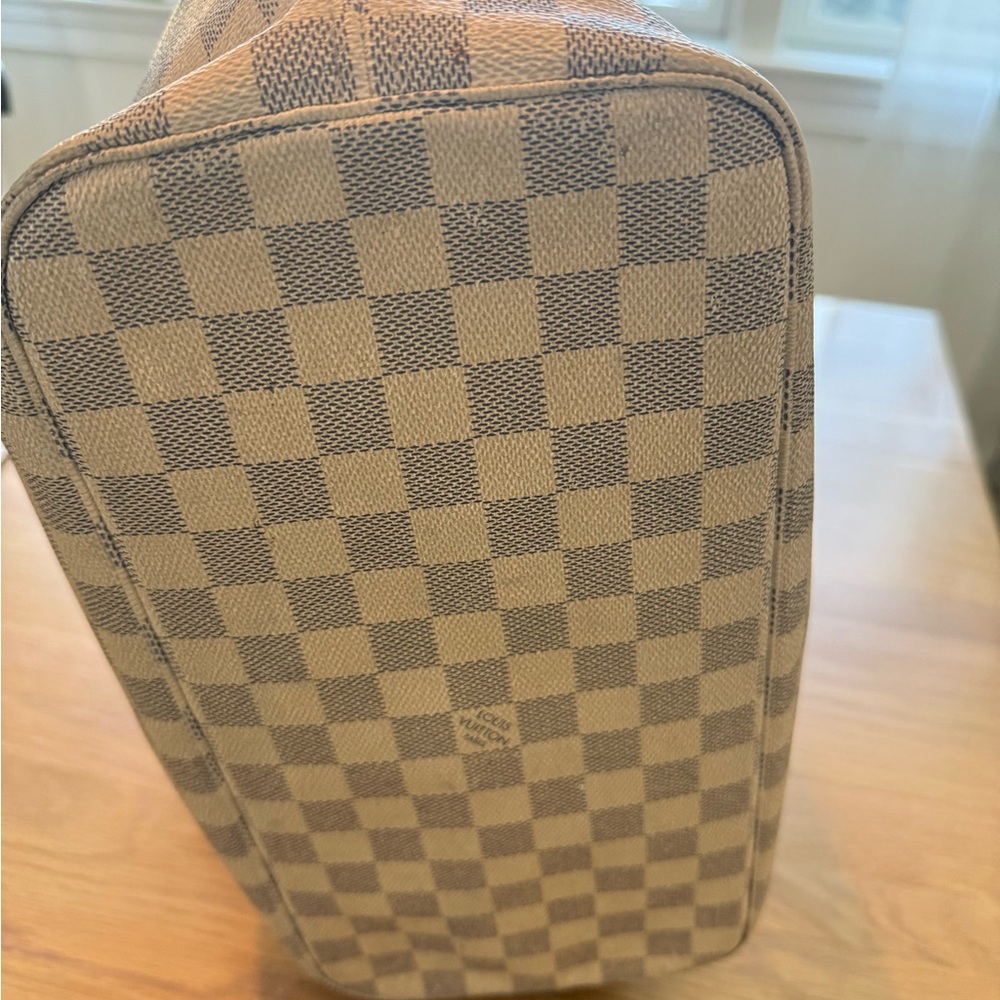 louis vuitton tote neverfull - Picture 9 of 11